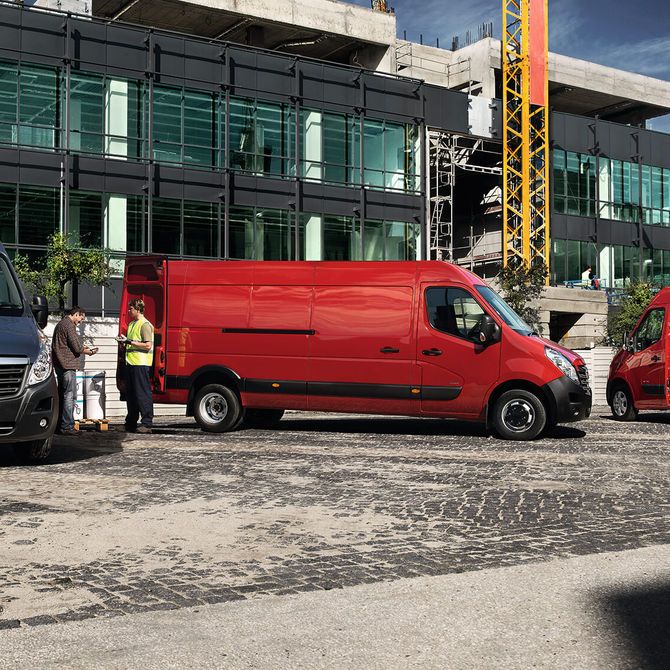 Vauxhall Movano Colours | Peter Vardy Vauxhall